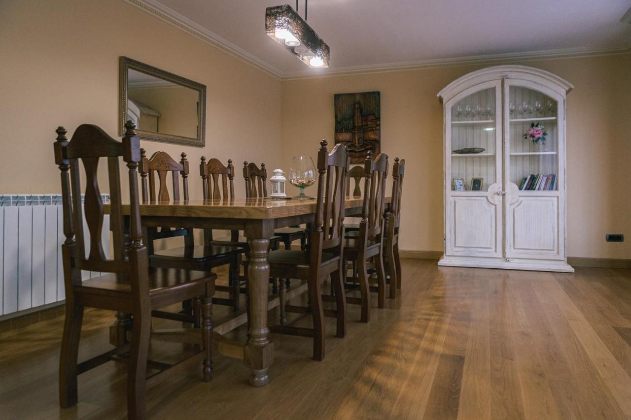 Alojamiento Urabain Appartement Allo Buitenkant foto