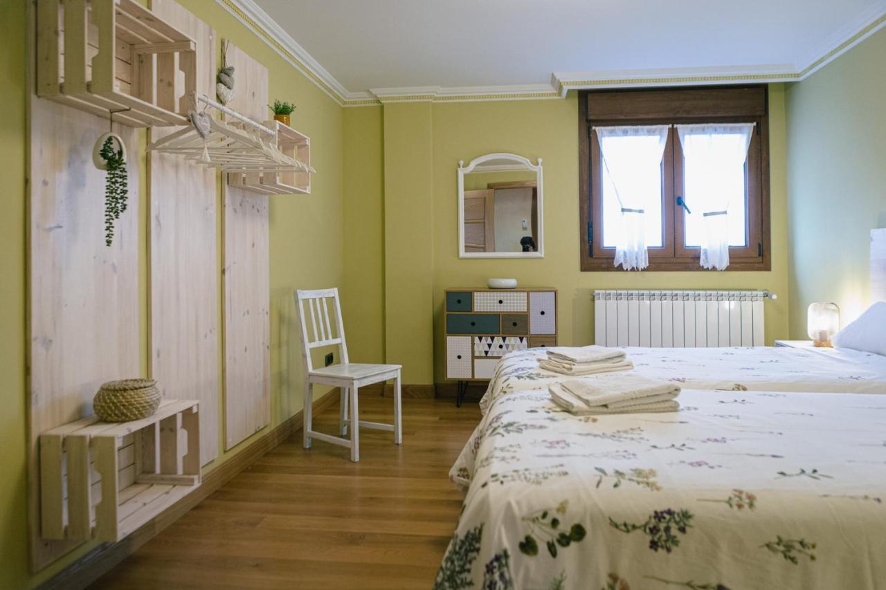 Alojamiento Urabain Appartement Allo Buitenkant foto