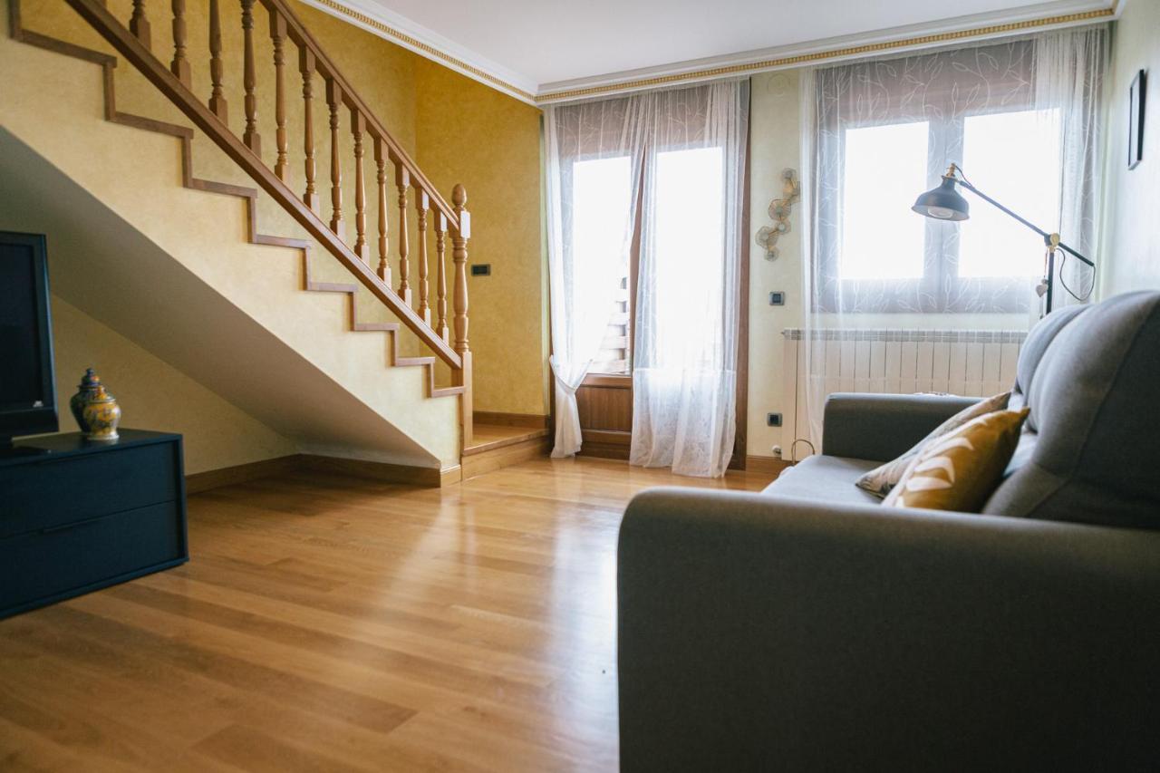 Alojamiento Urabain Appartement Allo Buitenkant foto